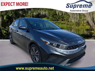 Used 2023 Kia Forte LXS image 1