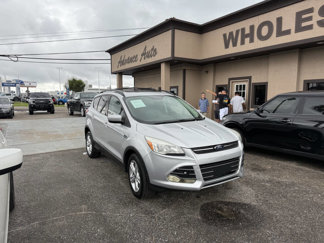Used 2016 Ford Escape SE w/ Equipment Group 201A image 1
