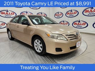 Used 2011 Toyota Camry LE image 1