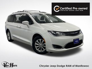 Certified 2019 Chrysler Pacifica Touring-L image 1