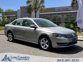 Used 2013 Volkswagen Passat TDI SE image 1