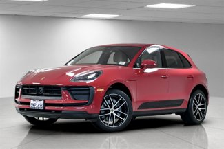 Used 2024 Porsche Macan image 1