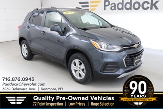 Used 2022 Chevrolet Trax LT w/ LT Convenience Package image 1