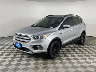 Used 2018 Ford Escape SE w/ SE Sync 3 Package image 1