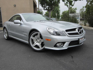 Used 2011 Mercedes-Benz SL 550 image 1