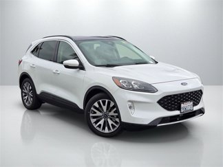 Used 2020 Ford Escape Titanium image 1