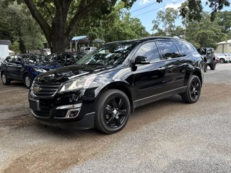 Used 2017 Chevrolet Traverse LT w/ Style and Technology Package image 1