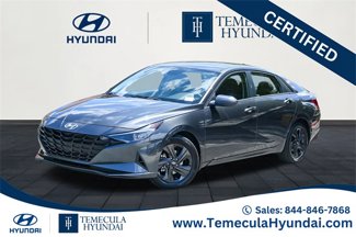Used 2022 Hyundai Elantra SEL image 1