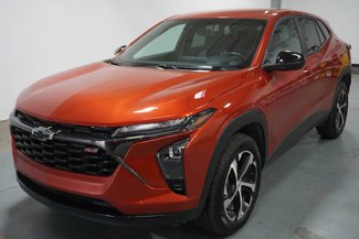 Certified 2024 Chevrolet Trax RS w/ Driver Confidence Package image 1