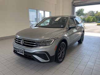 Used 2022 Volkswagen Tiguan SE image 1