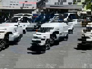 Used 2019 Jeep Grand Cherokee Limited image 1