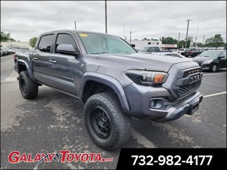 Used 2018 Toyota Tacoma SR5 image 1