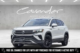 Used 2023 Volkswagen Taos SE image 1