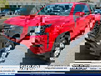 Used 2022 Nissan Frontier SV image 1