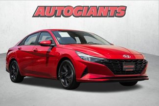 Used 2022 Hyundai Elantra SEL image 1