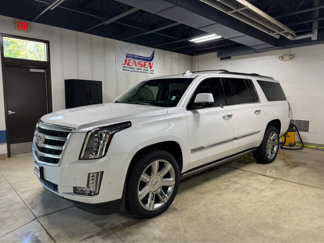 Used 2019 Cadillac Escalade ESV Premium Luxury image 1