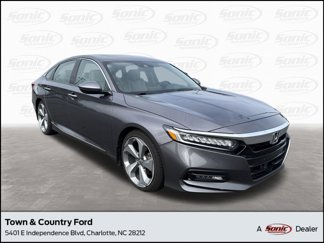 Used 2018 Honda Accord Touring image 1