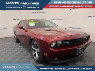 Used 2014 Dodge Challenger R/T image 1