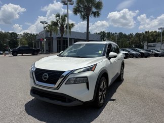 Used 2021 Nissan Rogue SV image 1