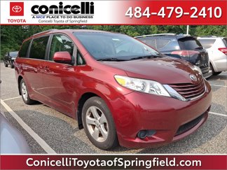 Used 2015 Toyota Sienna LE image 1