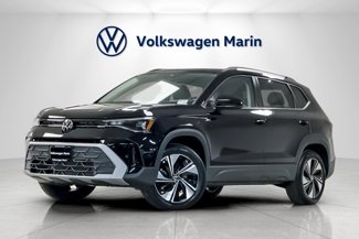 New 2025 Volkswagen Taos SE image 1
