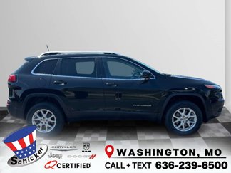 Used 2018 Jeep Cherokee Latitude Plus w/ Comfort/Convenience Group image 1