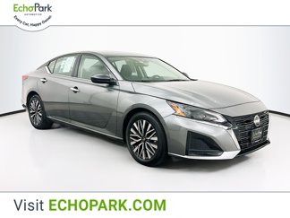 Used 2024 Nissan Altima 2.5 SV image 1