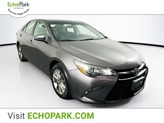 Used 2016 Toyota Camry SE image 1