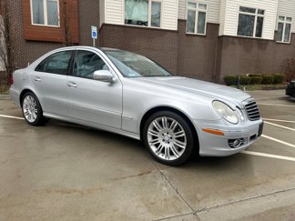 Used 2008 Mercedes-Benz E 350 4MATIC Sedan image 1
