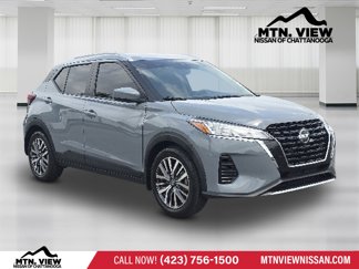 Used 2021 Nissan Kicks SV image 1