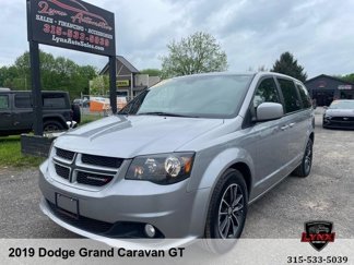 Used 2019 Dodge Grand Caravan GT image 1