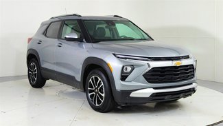 Used 2024 Chevrolet TrailBlazer LT image 1