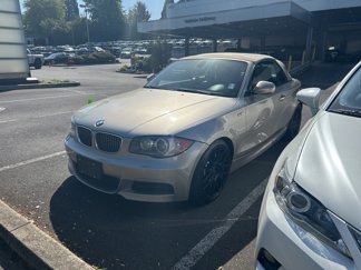 Used 2010 BMW 135i Convertible image 1