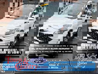 Used 2022 Ford Escape SEL w/ Technology Package image 1