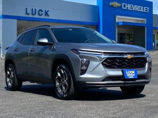 Certified 2024 Chevrolet Trax LT w/ Driver Confidence Package image 1