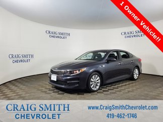 Used 2018 Kia Optima EX w/ Premium Package image 1