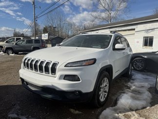 Used 2016 Jeep Cherokee Latitude w/ Comfort/Convenience Group image 1