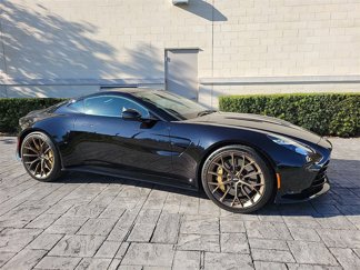 Used 2025 Aston Martin V8 Vantage Coupe image 1