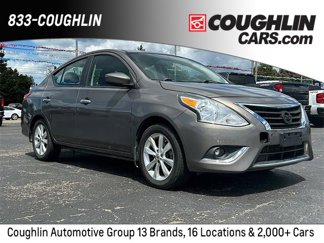 Used 2015 Nissan Versa SL image 1