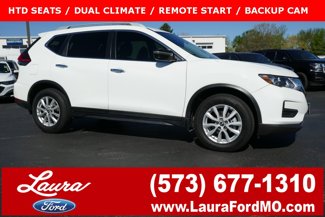 Used 2017 Nissan Rogue SV image 1