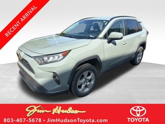 Used 2021 Toyota RAV4 XLE image 1