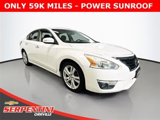 Used 2013 Nissan Altima 3.5 SV w/ Navigation Pkg image 1