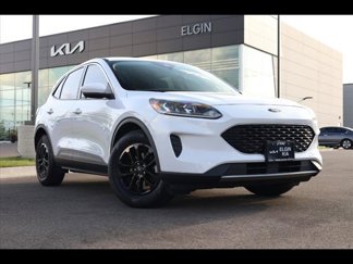 Used 2020 Ford Escape SE image 1