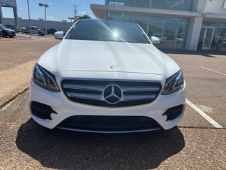 Used 2019 Mercedes-Benz E 300 image 1