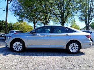 Used 2019 Volkswagen Jetta SE image 1