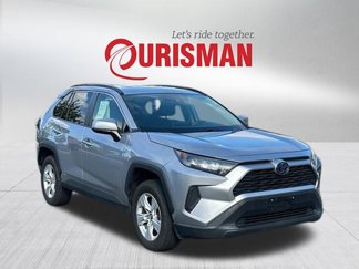Used 2019 Toyota RAV4 LE image 1
