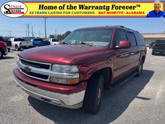 Used 2002 Chevrolet Suburban LT image 1