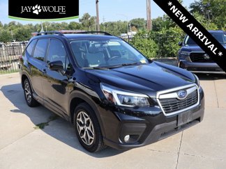 Used 2021 Subaru Forester Premium image 1