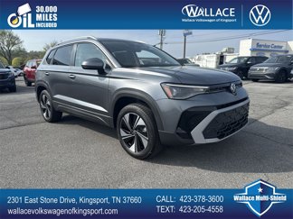 New 2025 Volkswagen Taos SE image 1