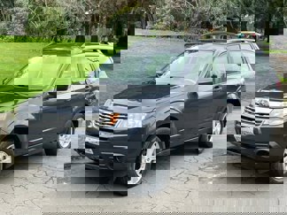 Used 2010 Subaru Forester 2.5X image 1